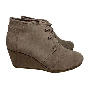 TOMS Womens Desert Wedge Taupe Suede Lace Up Ankle Booties Size 8